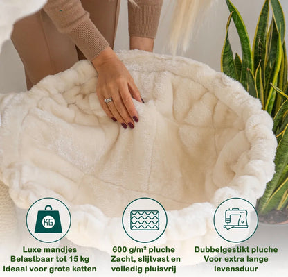 De kwaliteit van het materiaal dat is gebruikt voor het hangmandje van de Felino krabpaal van Unopets 