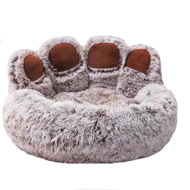 Het Unopets Hondenbed biedt ultiem comfort en ondersteuning voor je hond. Gemaakt van luxe imitatiebont en duurzaam nylon, zorgt het voor een zachte en veilige slaapomgeving. Het orthopedische ontwerp biedt gewrichtsondersteuning, ideaal voor oudere honden of honden met gewrichtspijn. Het bed is eenvoudig schoon te maken en past perfect in elk interieur.