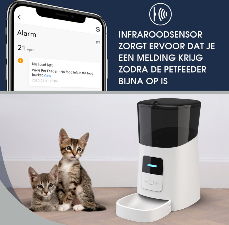 Slimme automatische voerbak voor katten en honden met 6 liter capaciteit. Ideaal voor drukke gezinnen met instelbare 15 maaltijden per dag. Bevat spraakopnamefunctie voor persoonlijke aanspraak. Gebruiksvriendelijke app voor het aanpassen van tot 50 porties per dag. Luchtdichte afsluiting voor vers voer, met noodbatterij voor voedselzekerheid. Smartfuncties werken op 2,4 GHz, geschikt voor droogvoer tot 15 mm. Afmetingen: 19,5x35,7x32,1 cm, gewicht: 2,1 kg. Geschikt voor alle huisdieren, inclusief kittens.